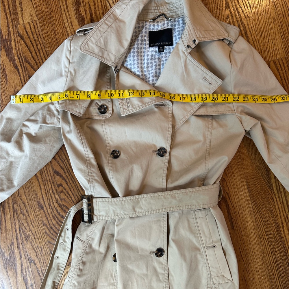 Banana Republic trench coat - Picture 6 of 6